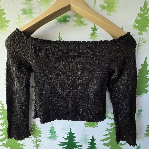 Elegant Black Off-Shoulder Smocked Sweater - Picture 2 of 9